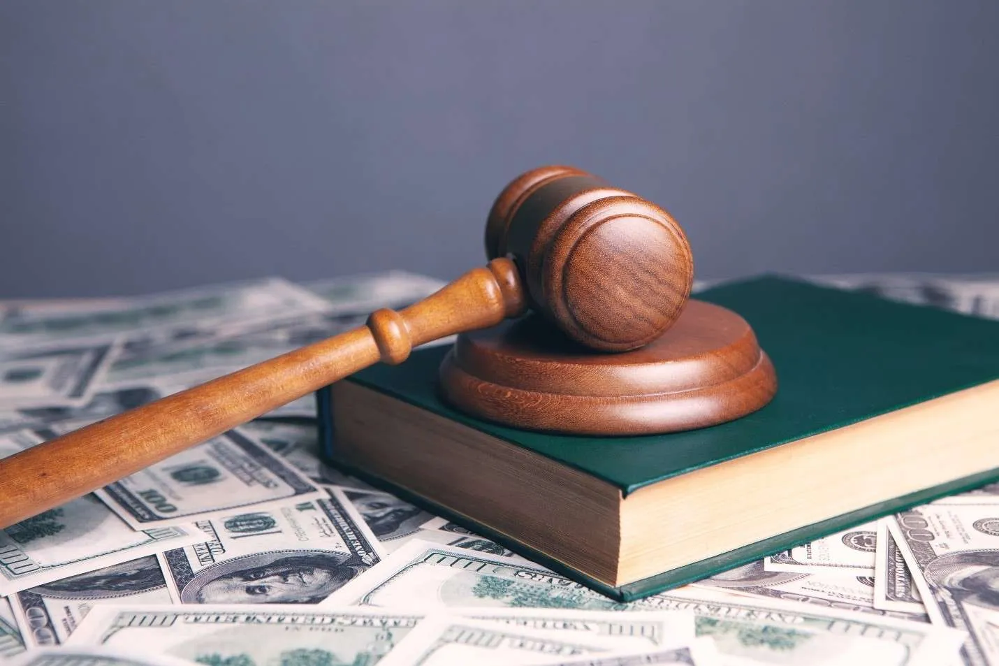 Project ideas for Law final year students 2022